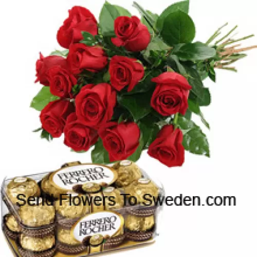 Bouquet aus 11 roten Rosen mit saisonalen Füllstoffen, begleitet von einer Schachtel mit 16 Stück Ferrero Rocher